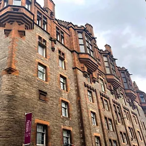 Safestay Cowgate EDI